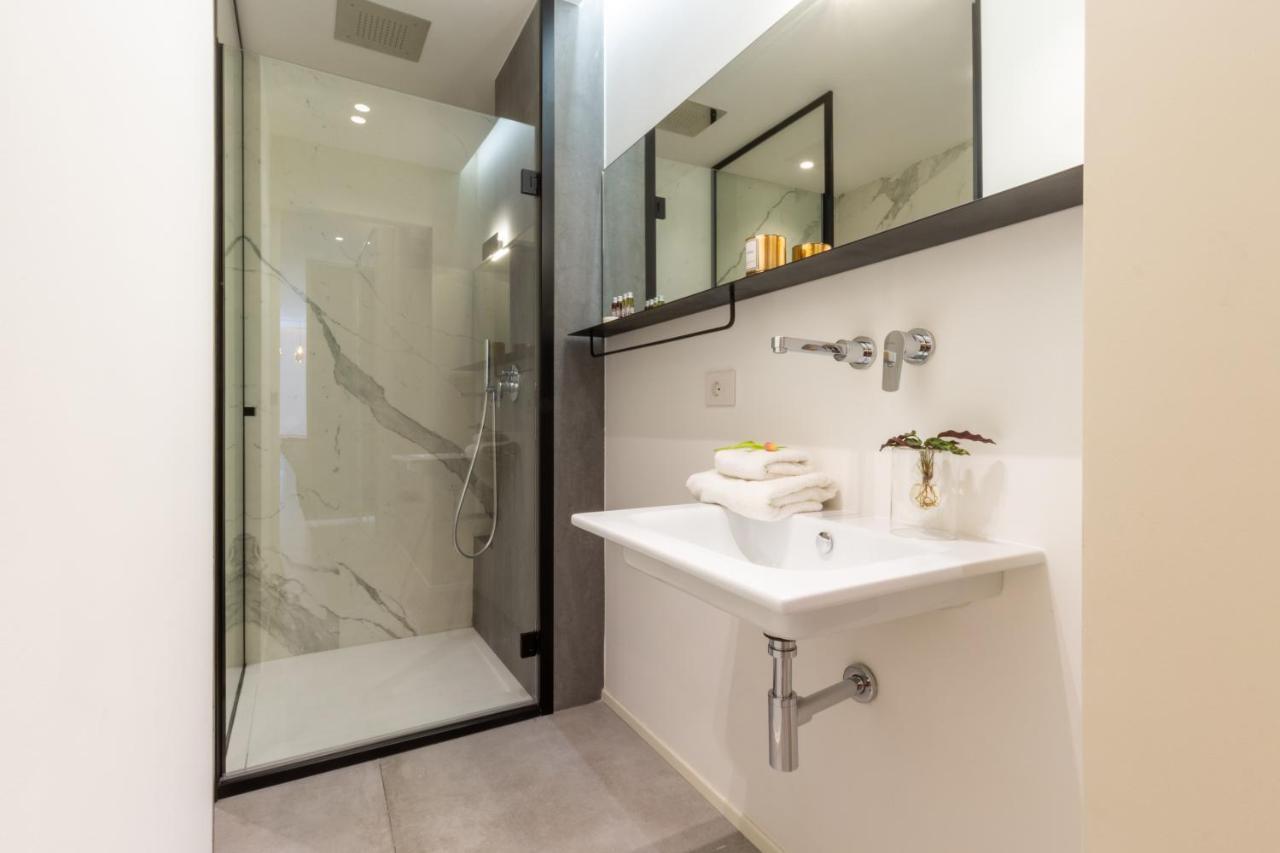 Suite Cagliari Luaran gambar